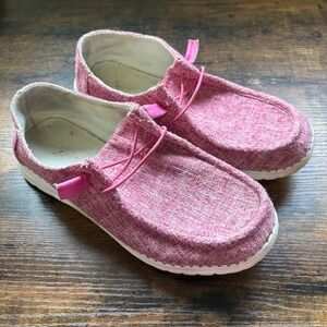 Hey Dude Shoes Pink Women's 8 8.5